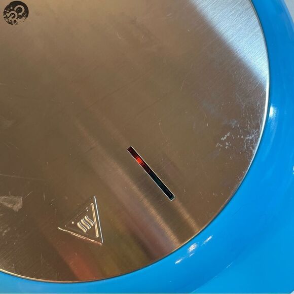 Cook’s Essentials Blue Bubble Waffle egg waffle Maker - Picture 4 of 9